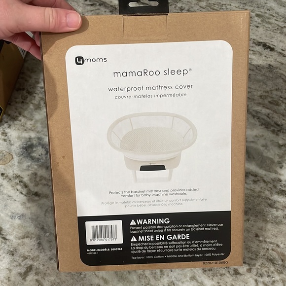 Mamaroo sleep waterproof mattress cover - Picture 2 of 2